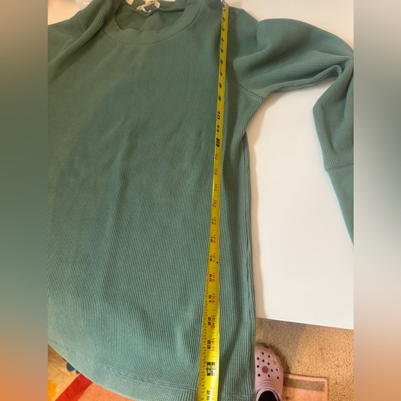 Sundance Crew Thermal Knit Long Sleeve Ribbed Top Green Women L - Picture 7 of 8